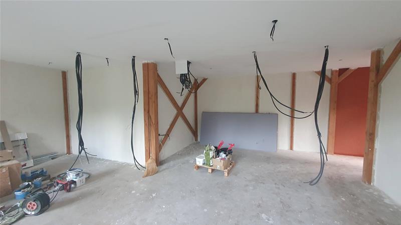 Extension isolée en bottes de paille à Lussant (17)